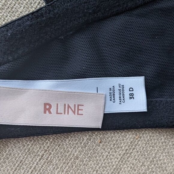 R LINE SLIGHTLY padded wireless black bra 38D B028 - Picture 7 of 10